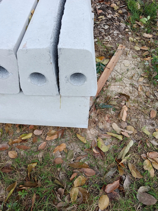 Bó vỉa bê tông 18x26x100cm - Gạch Bắc Việt - Công Ty Cổ Phần Tư Vấn Và Xây Dựng Hạ Tầng Kỹ Thuật Bắc Việt